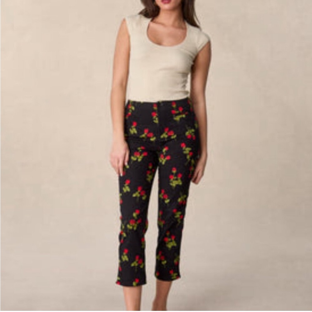 Rouge pants
